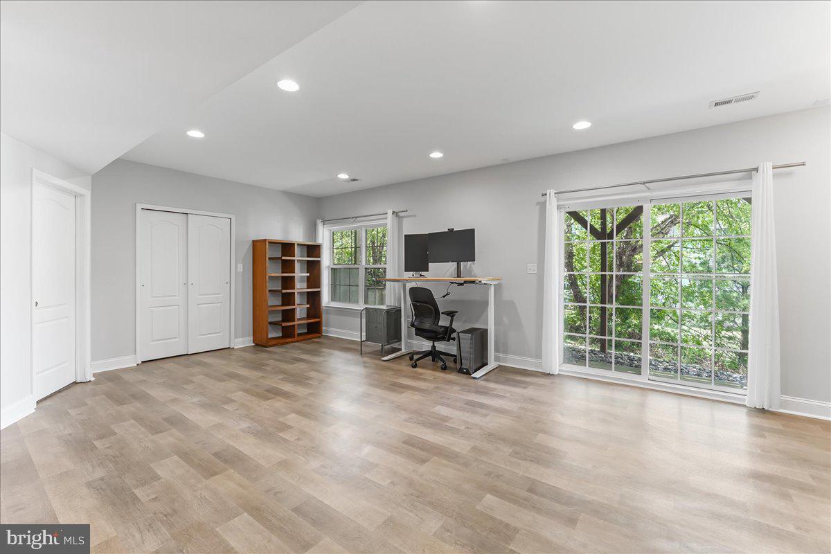 NORTHBROOK - Residential