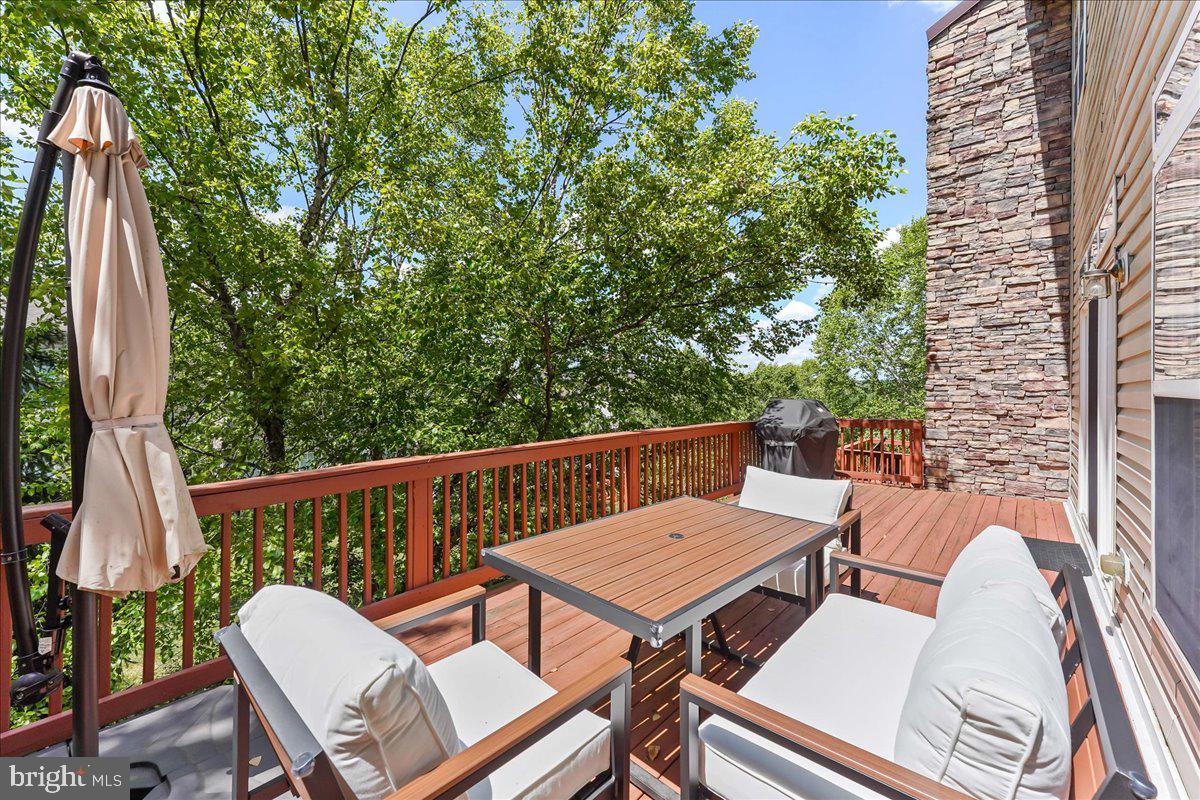 NORTHBROOK - Residential