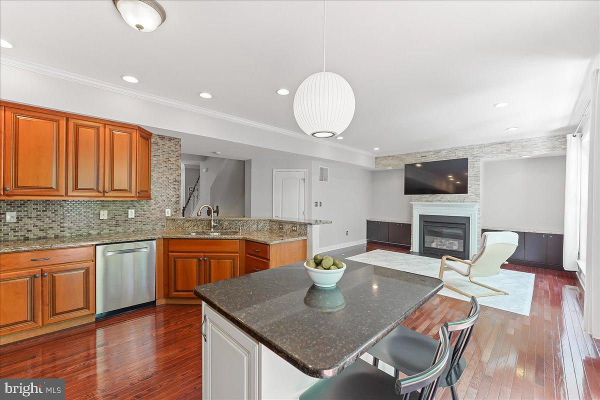 NORTHBROOK - Residential