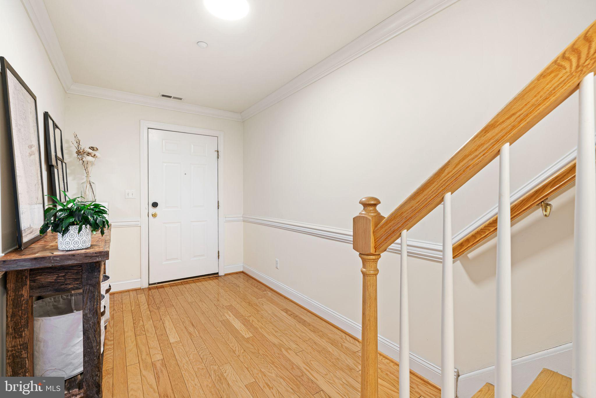 10 WASHINGTON AVENUE