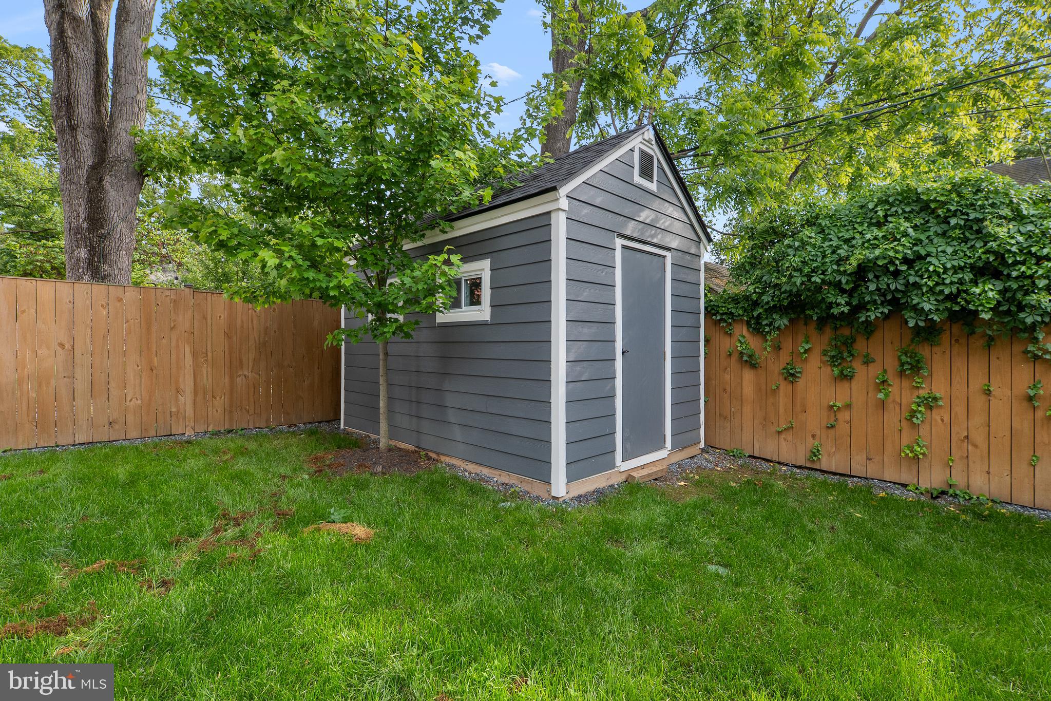 ASHTON HEIGHTS - Residential