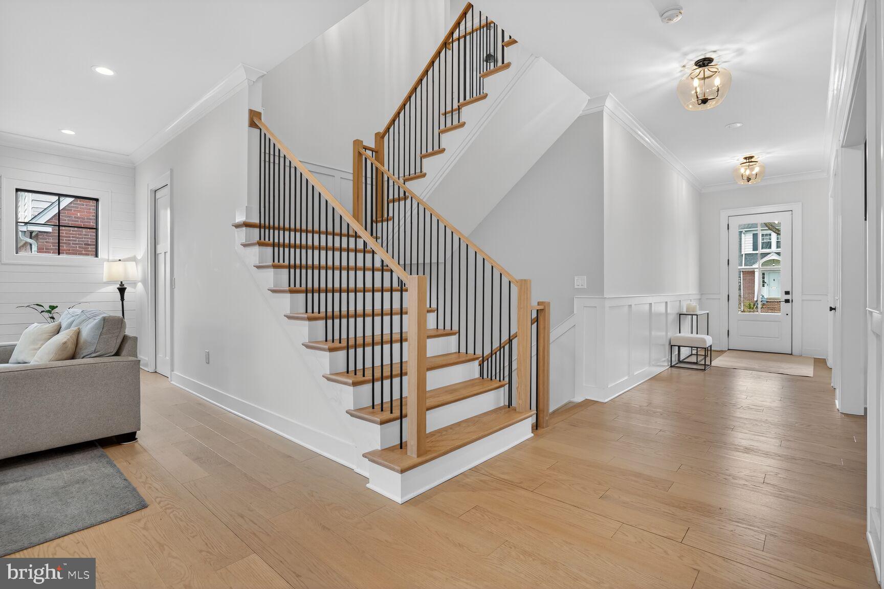 ASHTON HEIGHTS - Residential