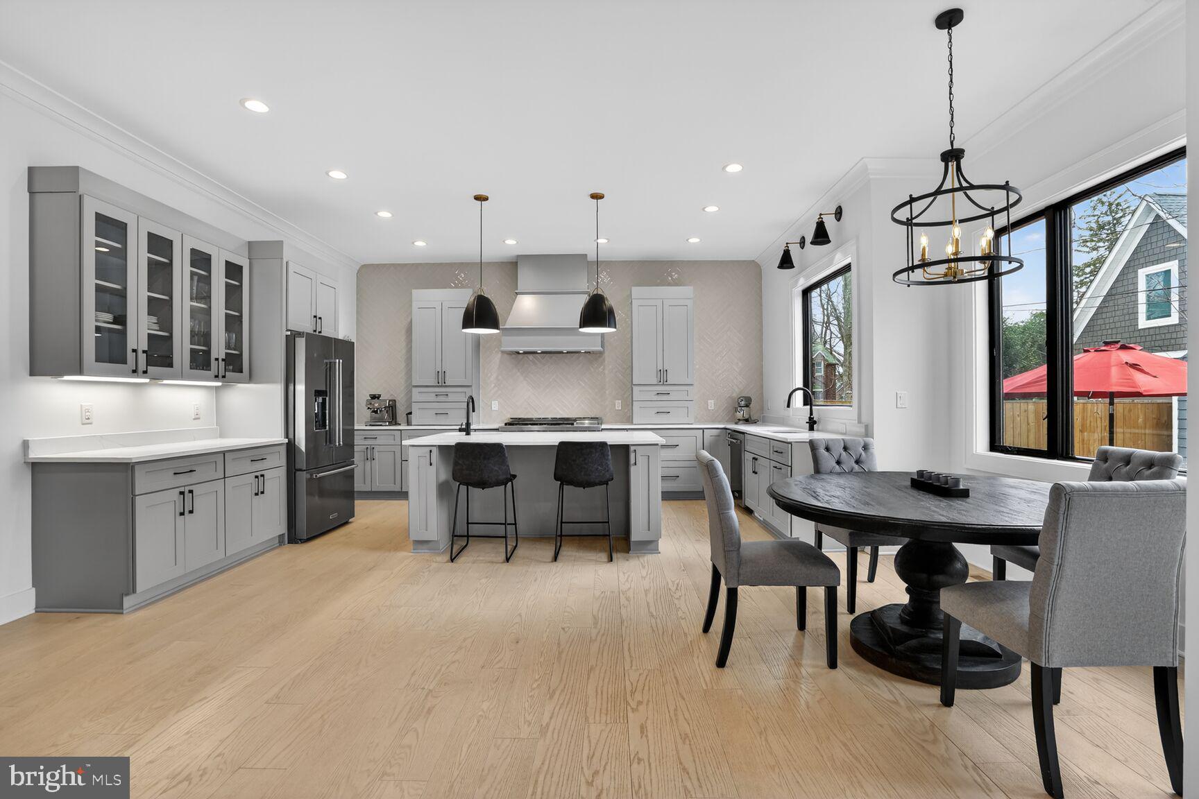 ASHTON HEIGHTS - Residential