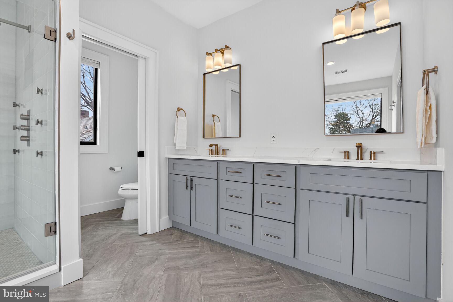 ASHTON HEIGHTS - Residential