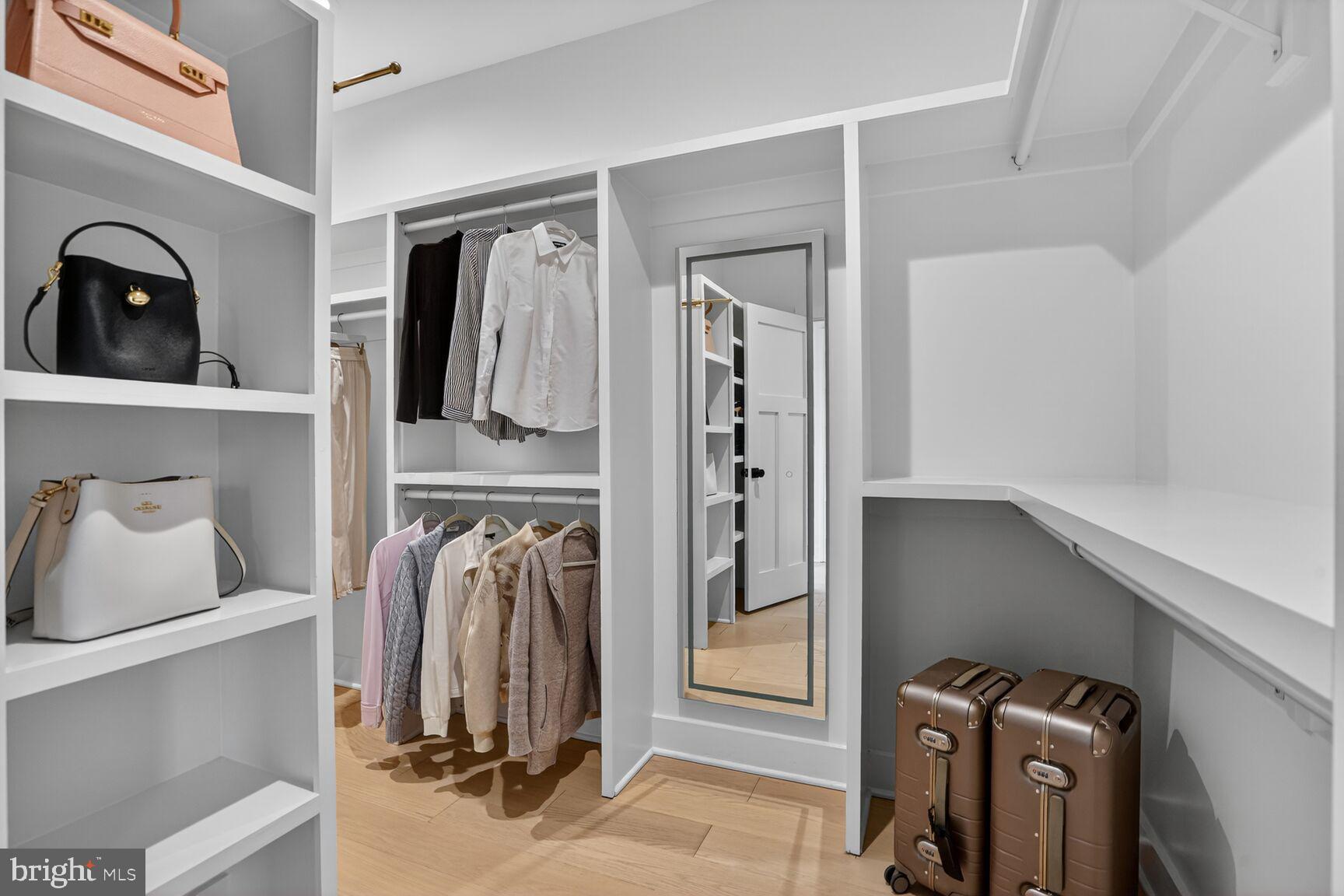 ASHTON HEIGHTS - Residential