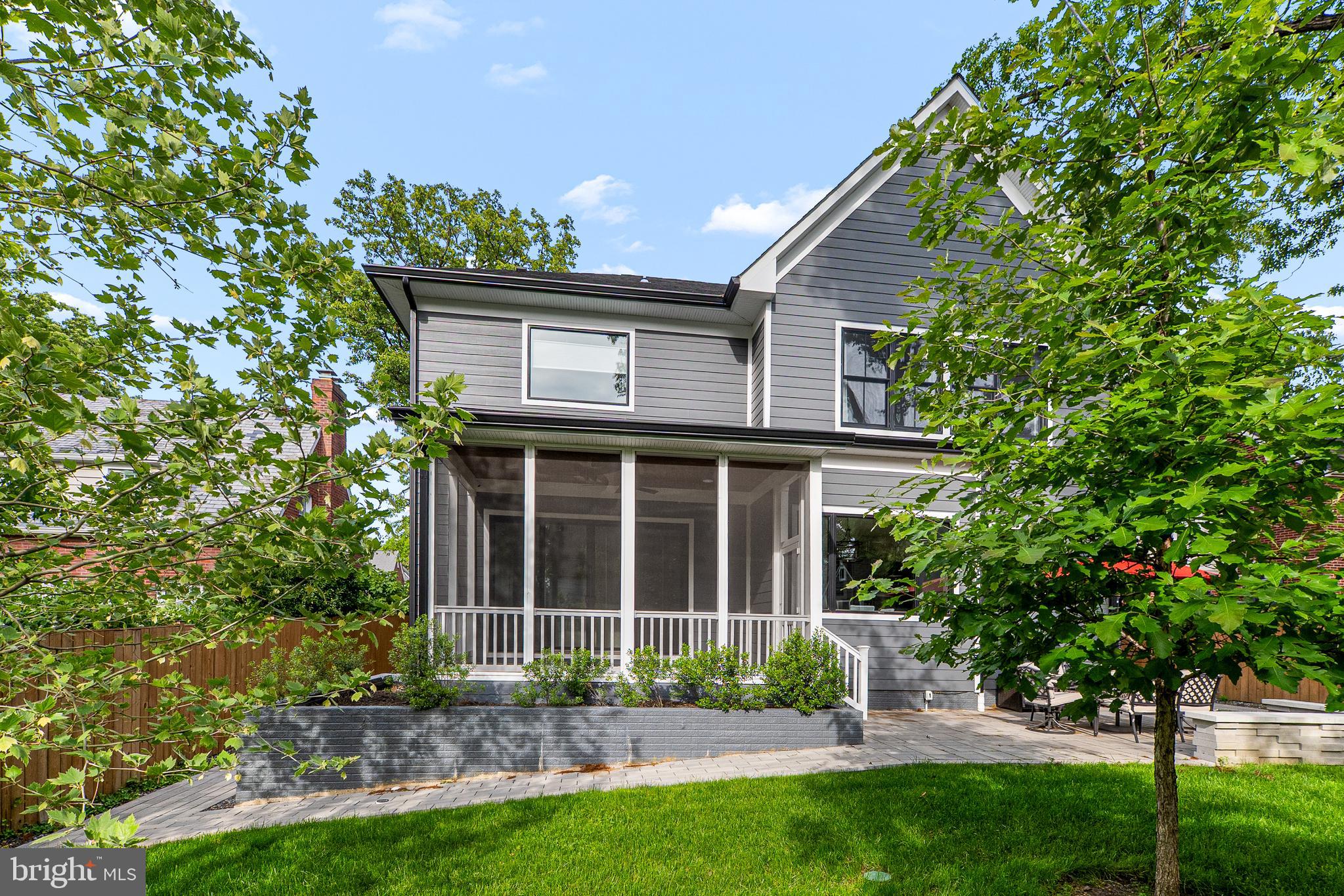ASHTON HEIGHTS - Residential
