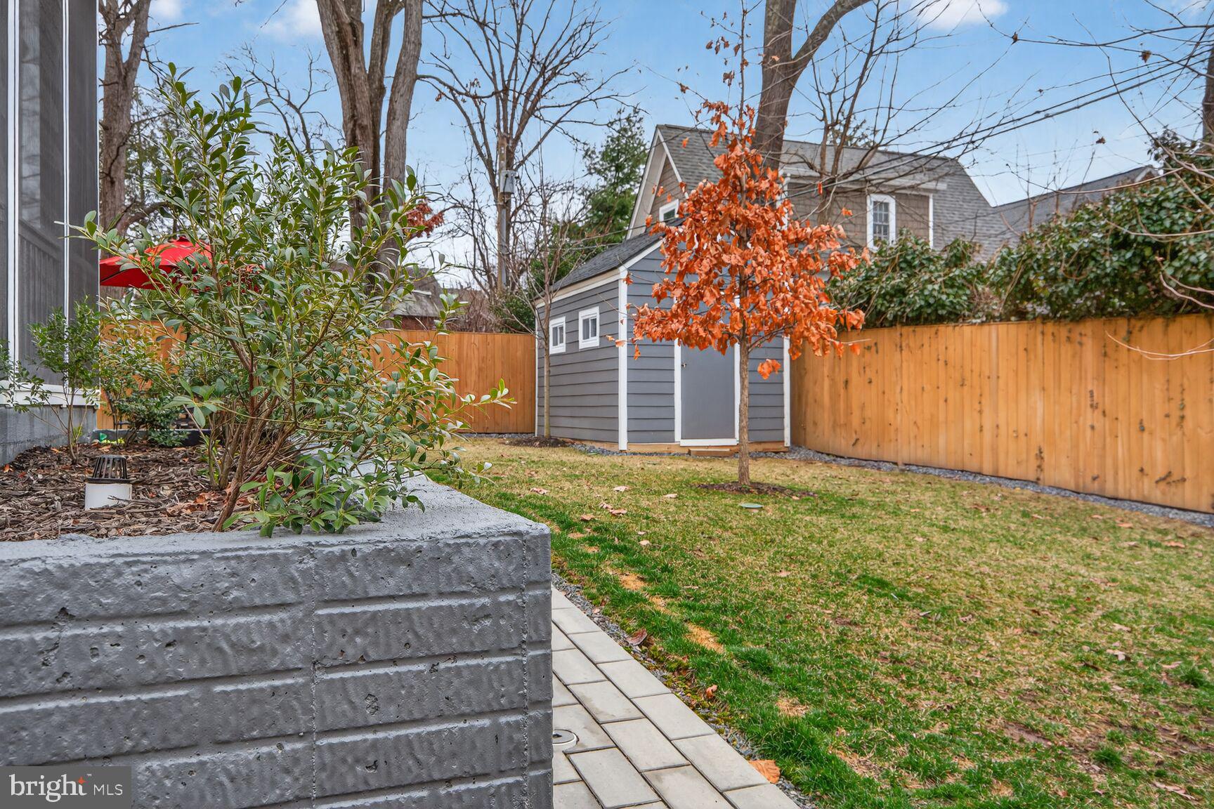 ASHTON HEIGHTS - Residential