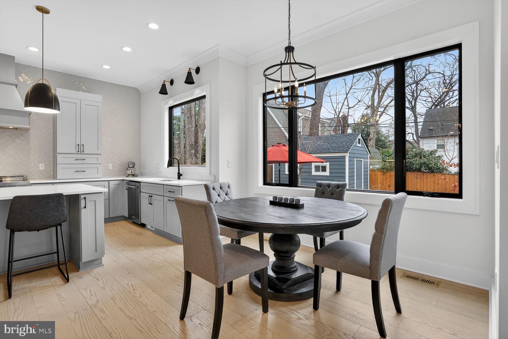 ASHTON HEIGHTS - Residential