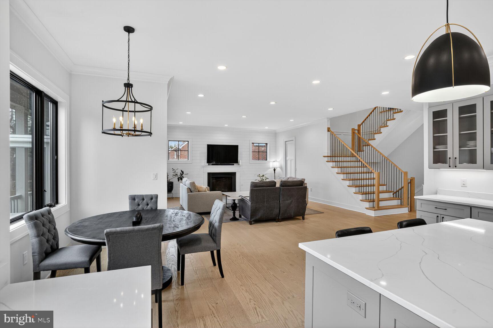 ASHTON HEIGHTS - Residential