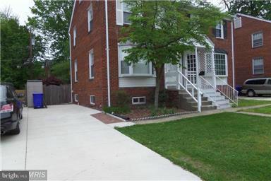 LONG BRANCH PARK - Residential Lease