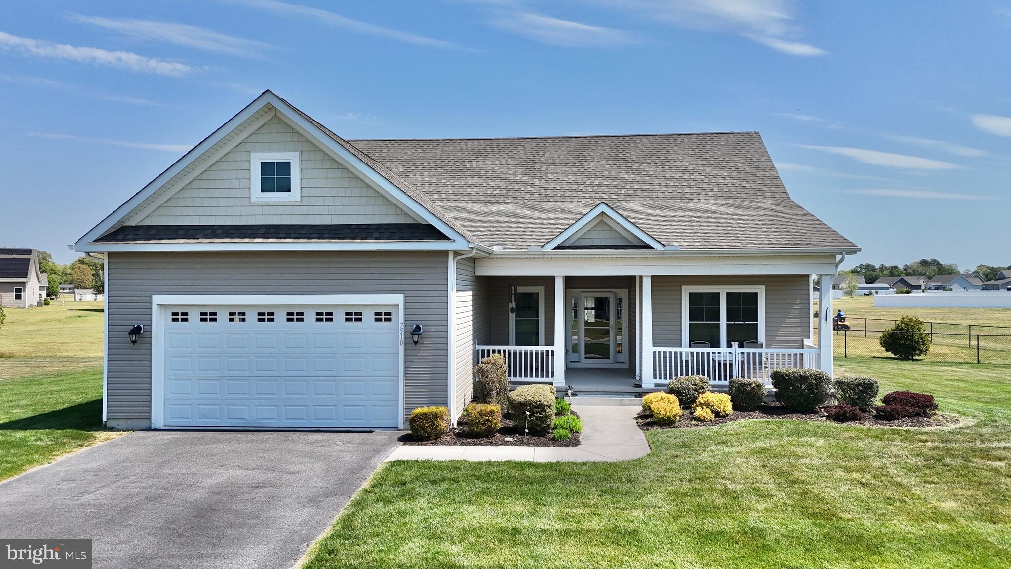 CYPRESS POINTE - Residential