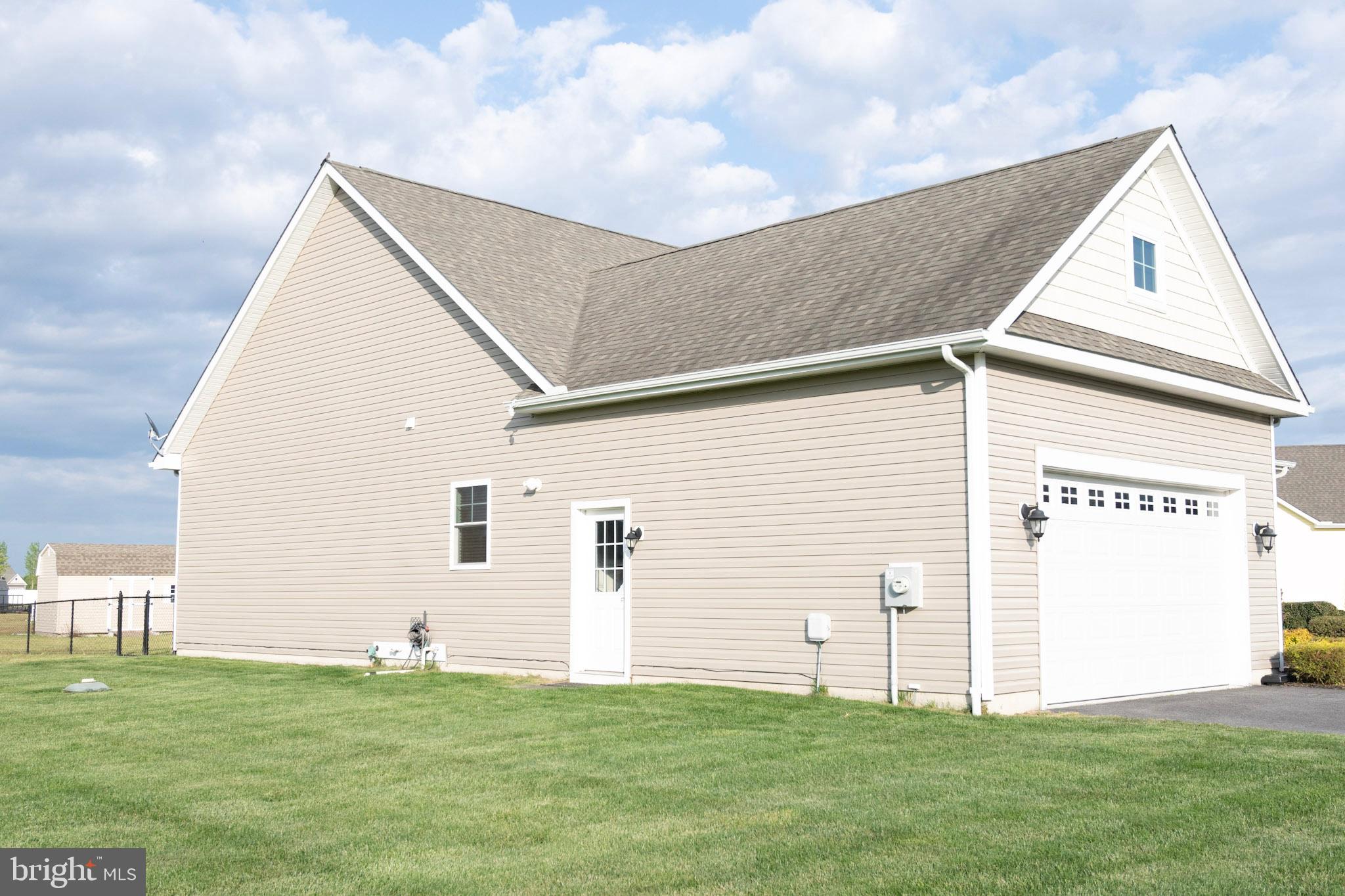 CYPRESS POINTE - Residential