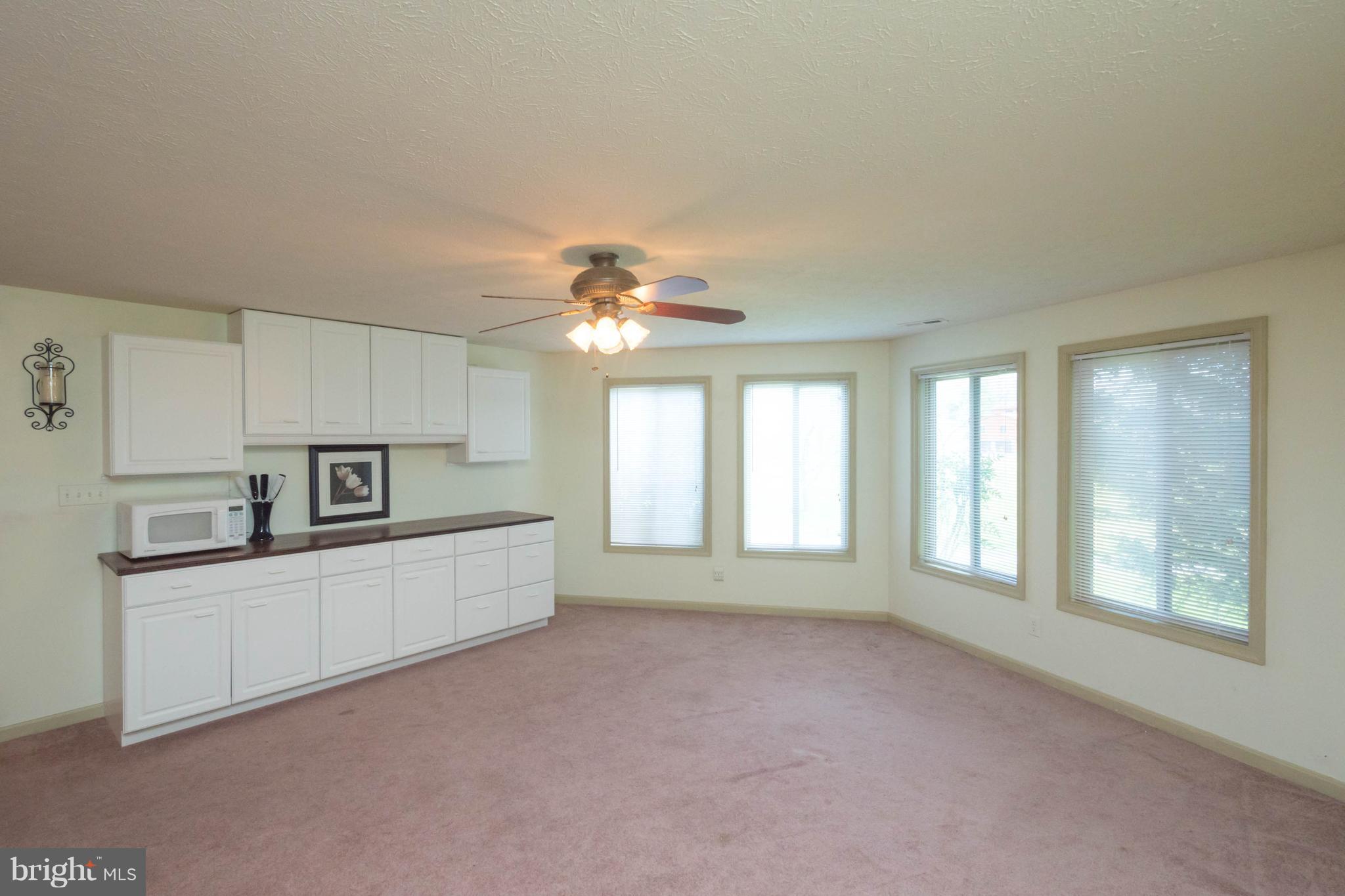 WALNUT GROVE - Residential