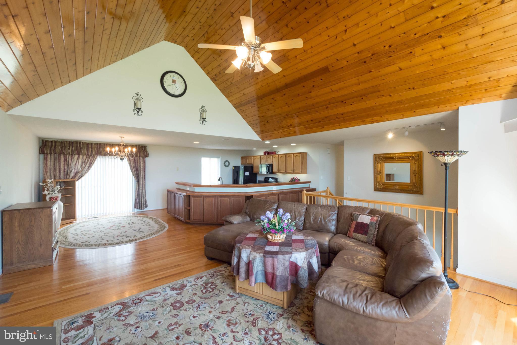 WALNUT GROVE - Residential