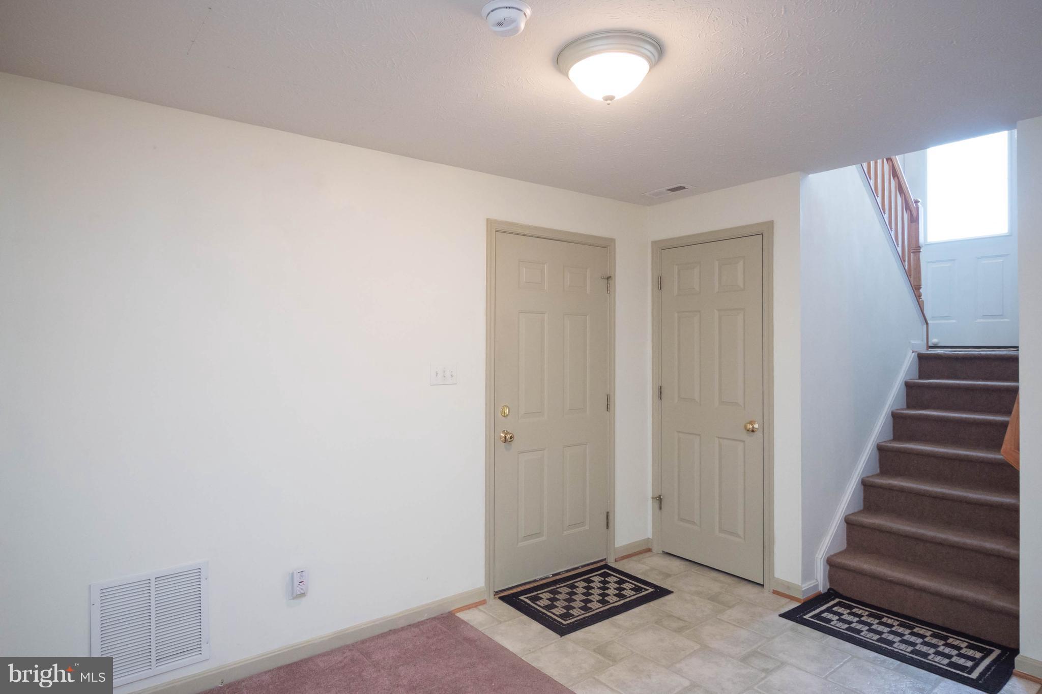 WALNUT GROVE - Residential