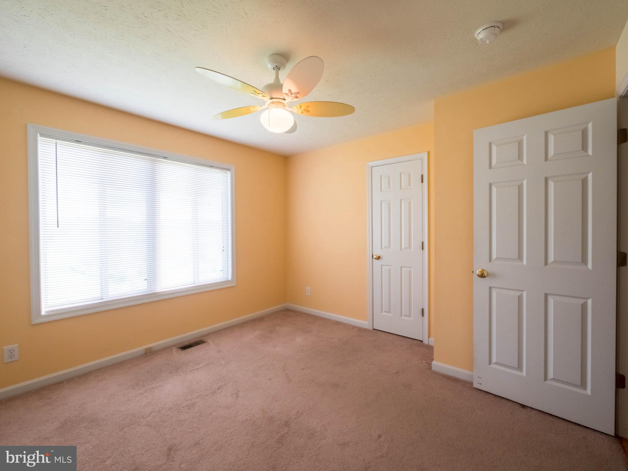 WALNUT GROVE - Residential