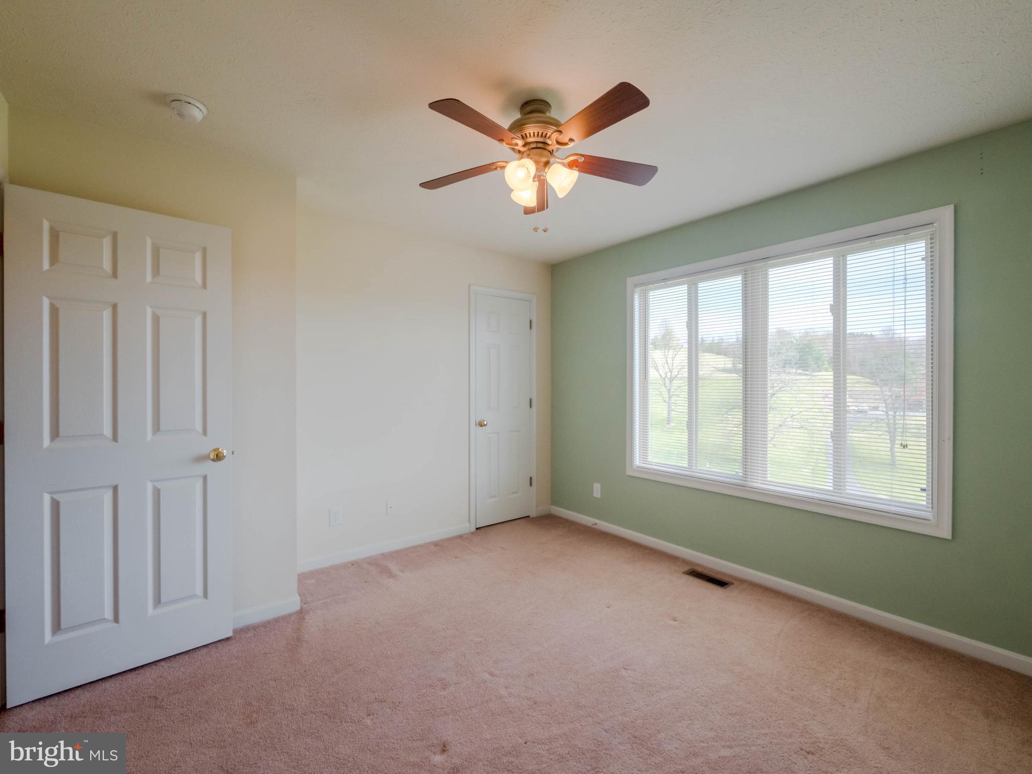 WALNUT GROVE - Residential