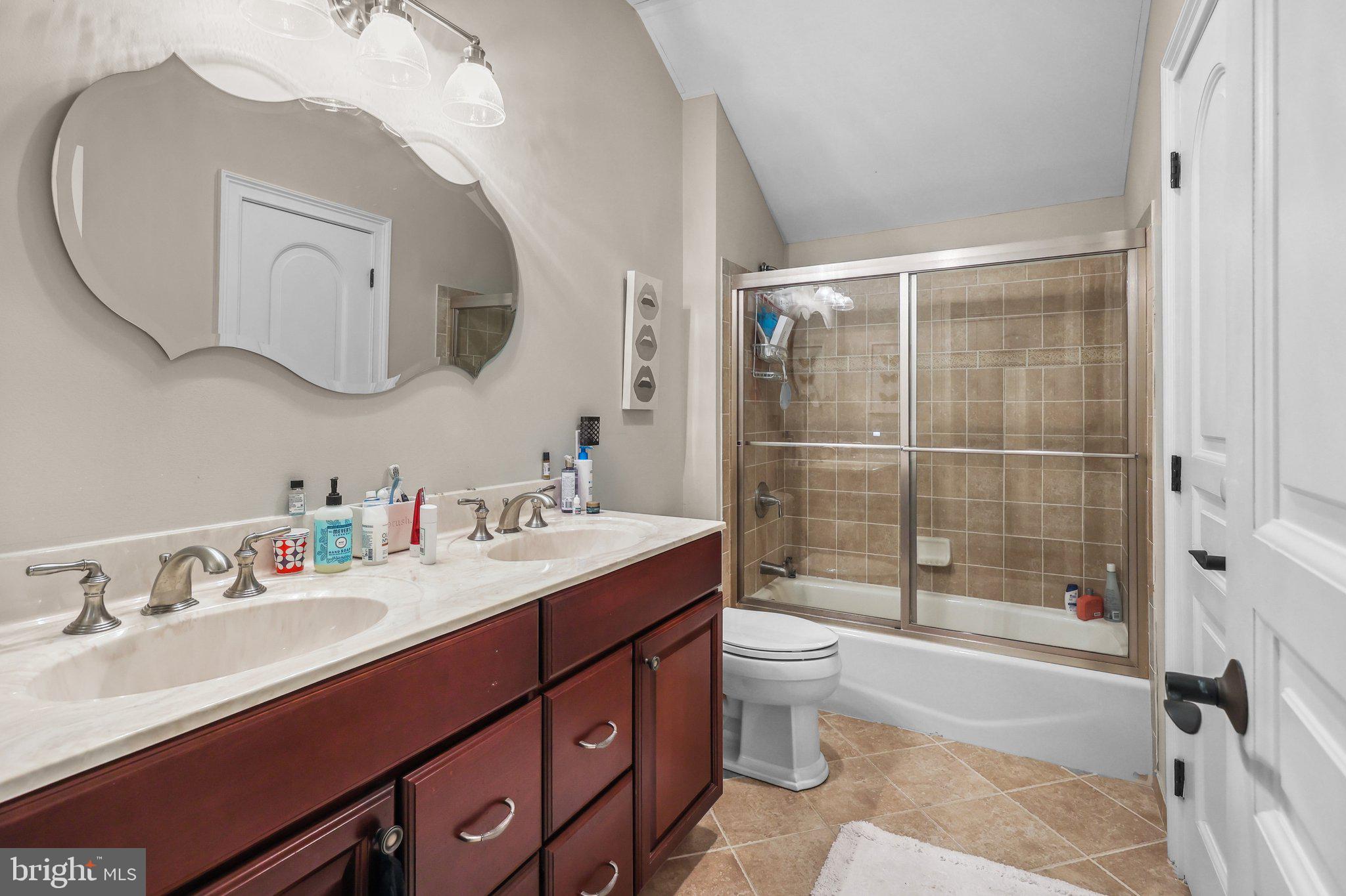 SADDLEBROOK - Residential