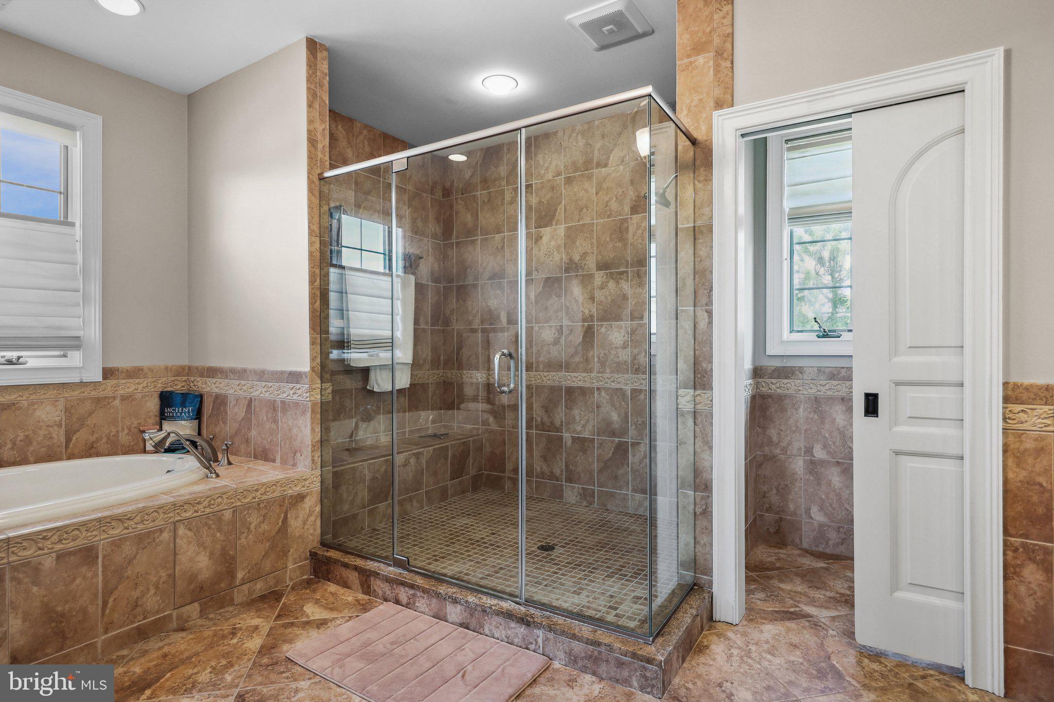 SADDLEBROOK - Residential