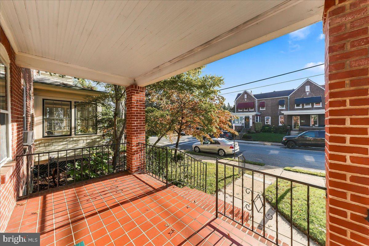 1033 N CLAYTON STREET N 1033