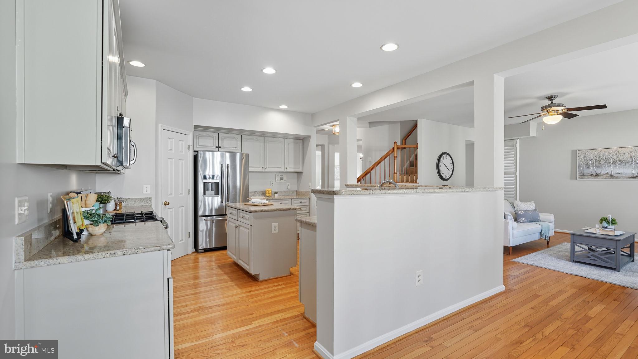 LORTON TOWN CENTER - Residential