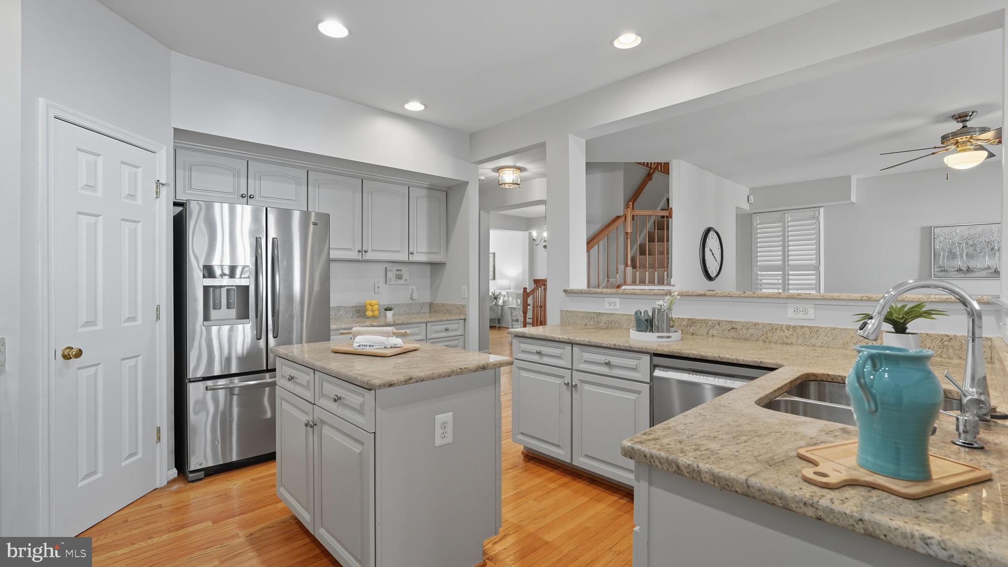 LORTON TOWN CENTER - Residential