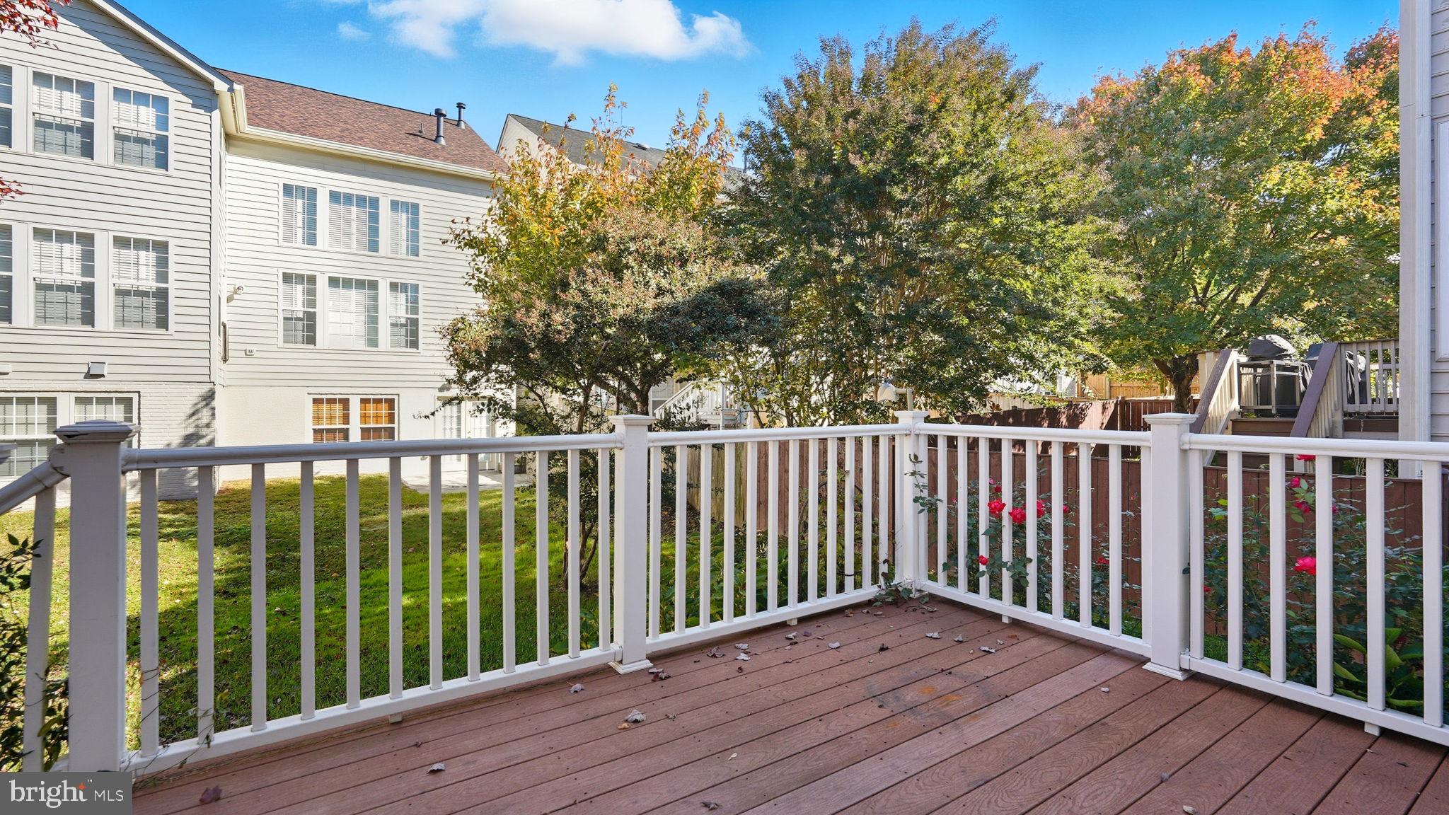 LORTON TOWN CENTER - Residential