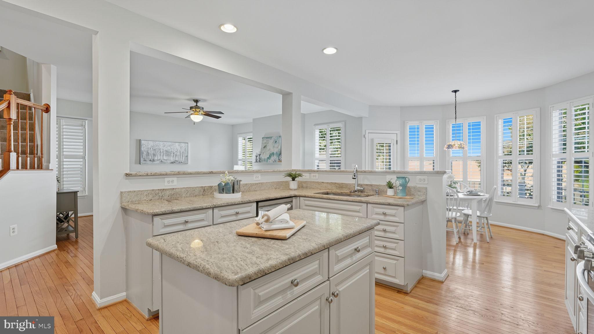 LORTON TOWN CENTER - Residential