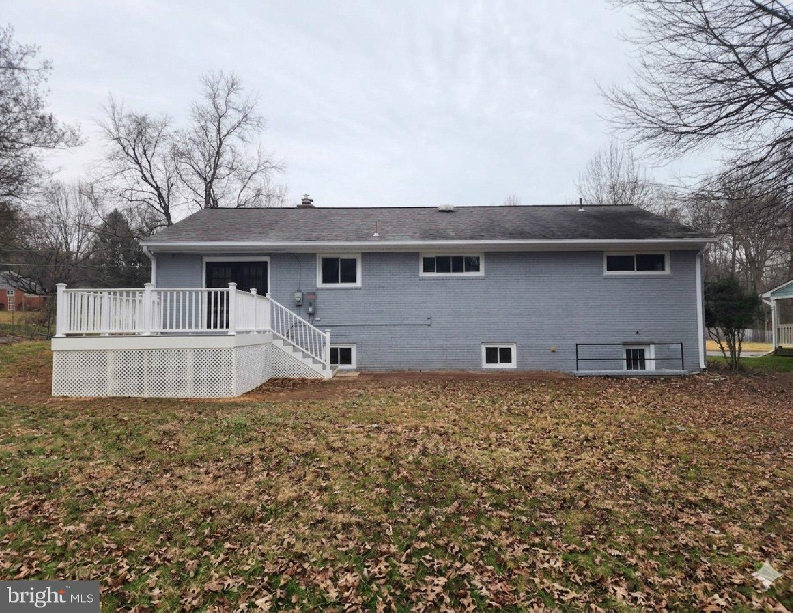 OLD LEE HILLS - Residential