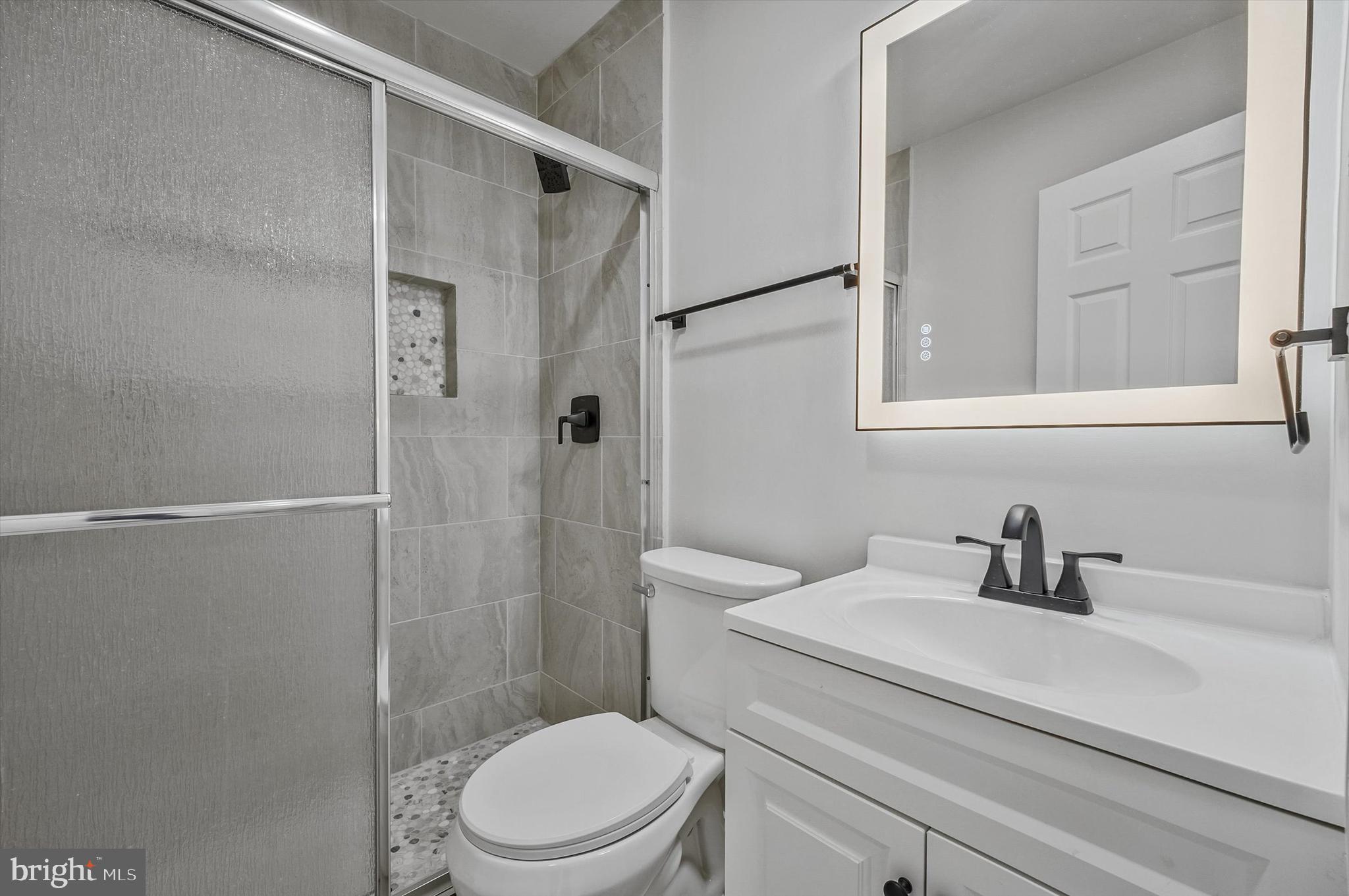 OLD LEE HILLS - Residential