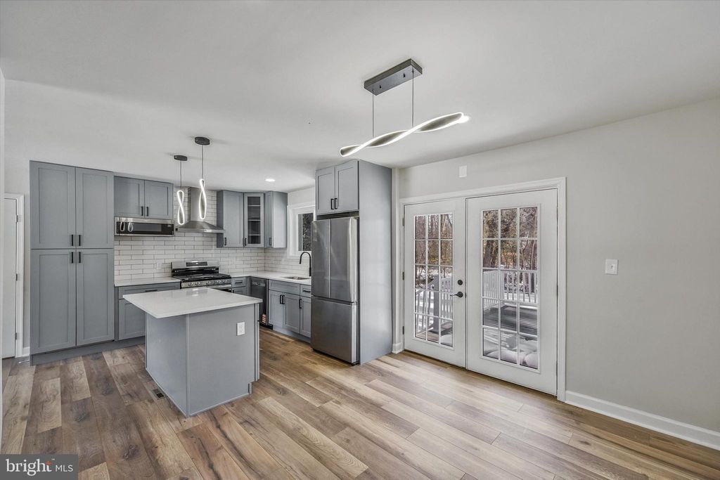 Photo of 3629 Parklane Road, FAIRFAX, VA 22030 (MLS # VAFC2007878)