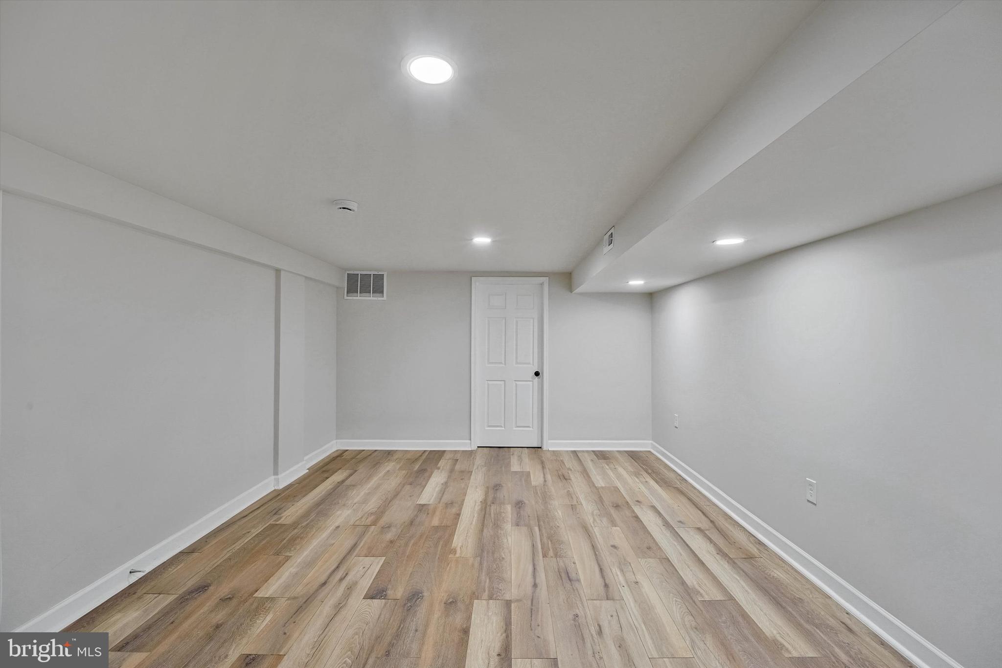 OLD LEE HILLS - Residential