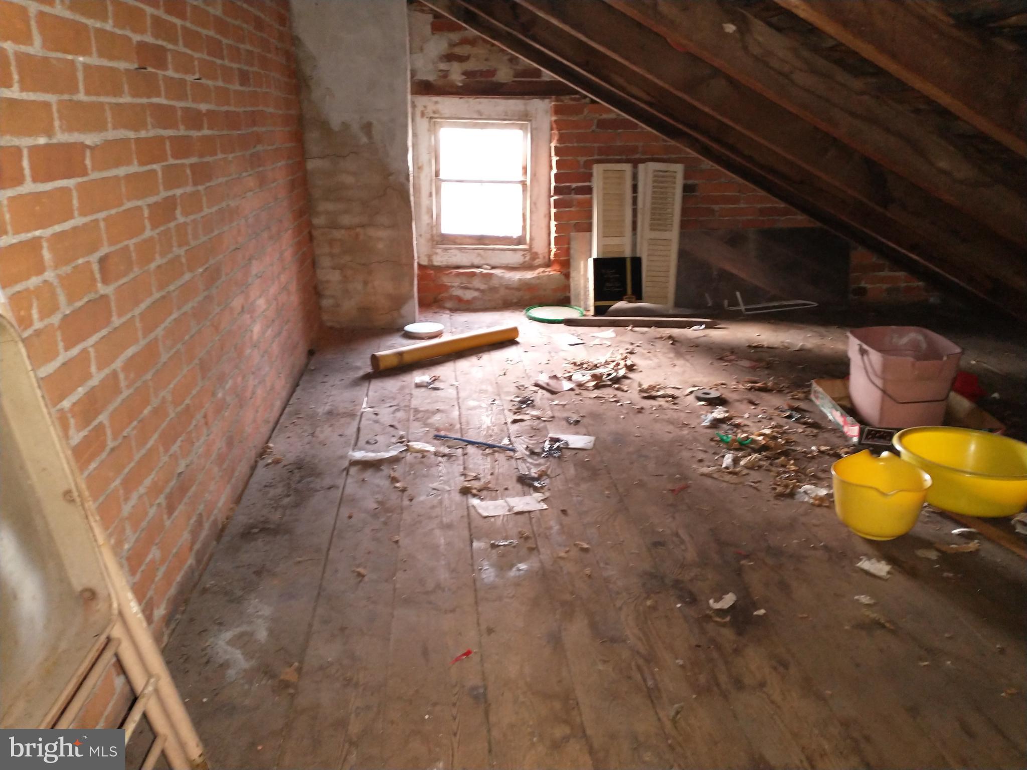 DOYLESTOWN BORO - Residential