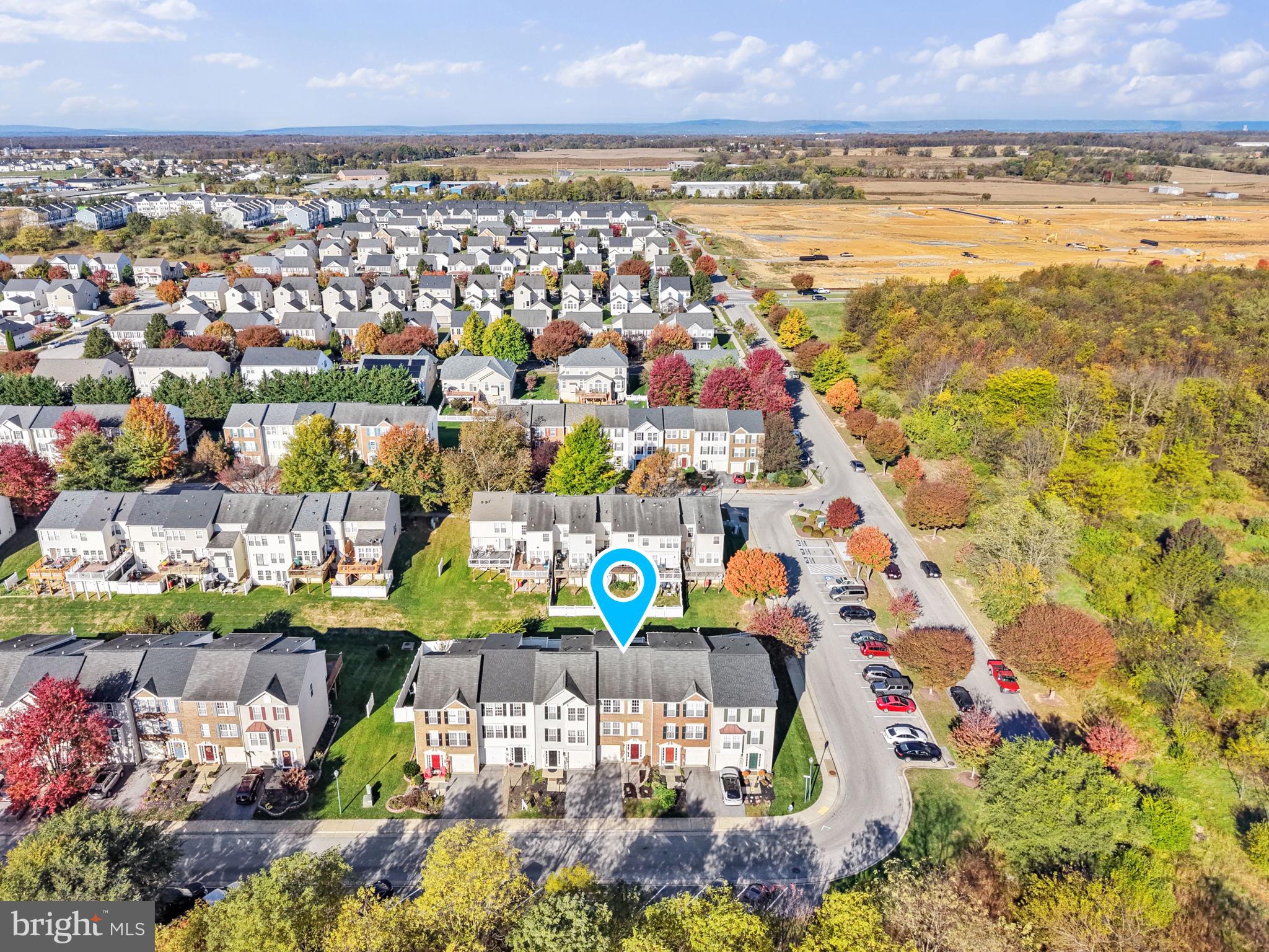 LAKELAND PLACE - Residential