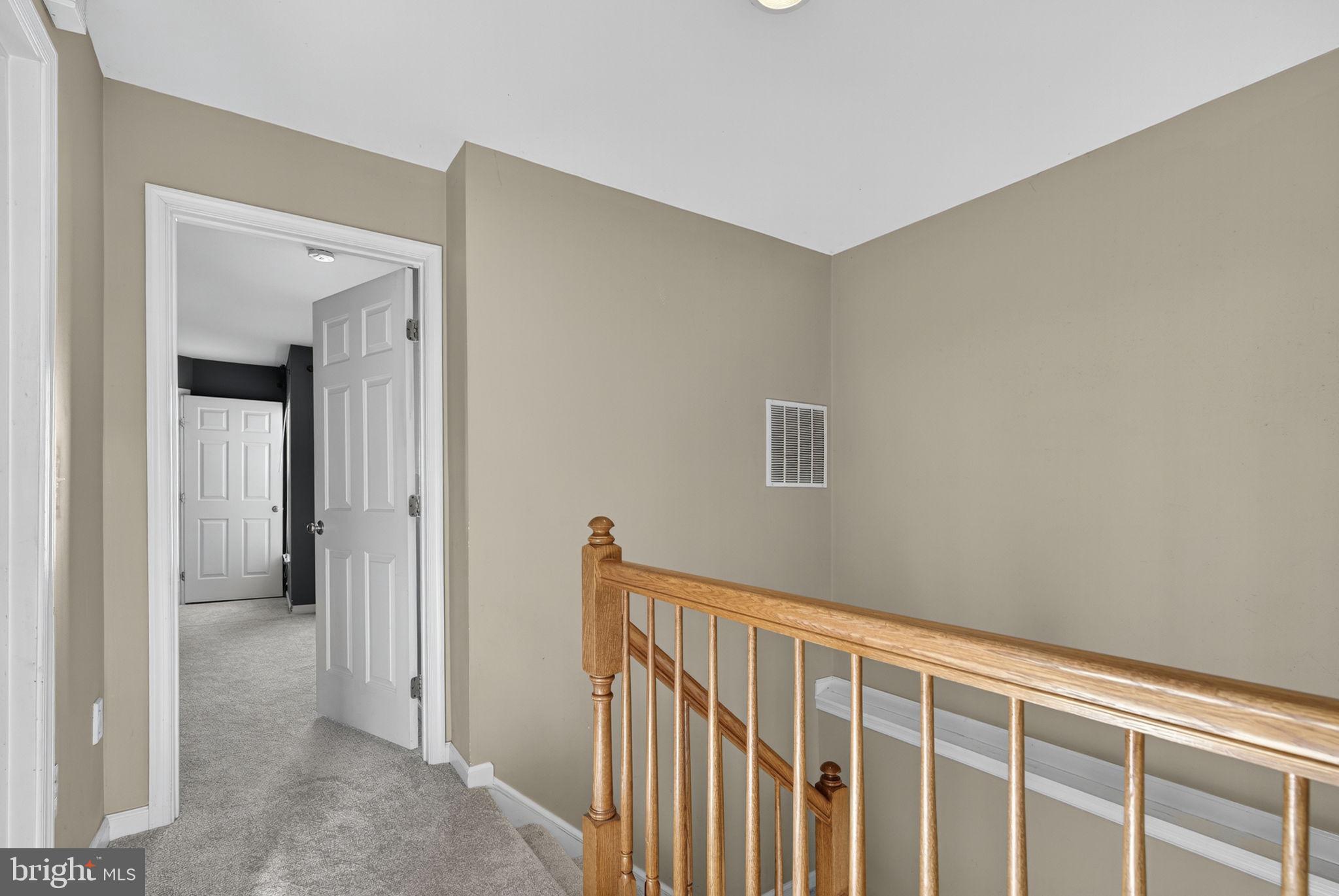 LAKELAND PLACE - Residential