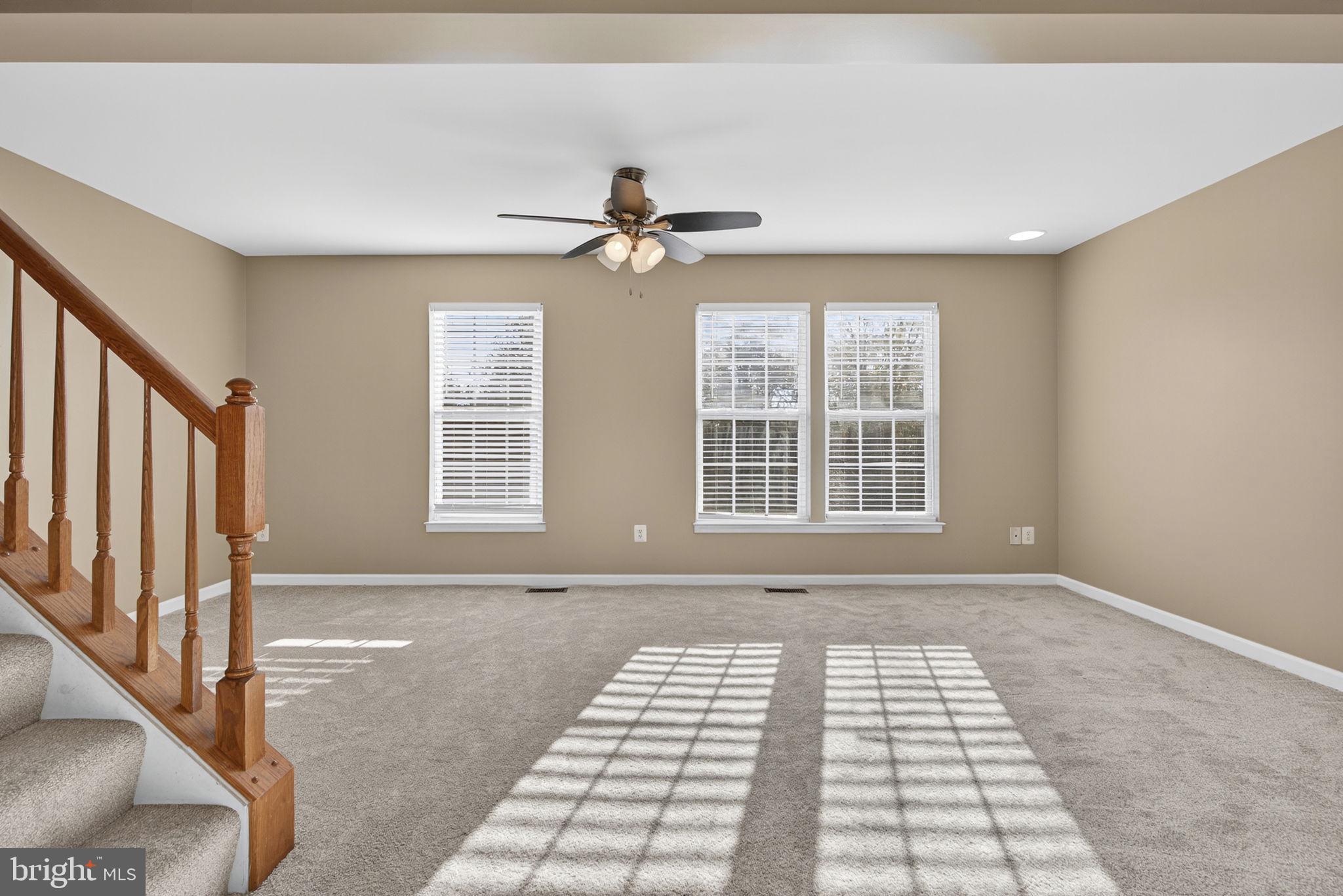 LAKELAND PLACE - Residential