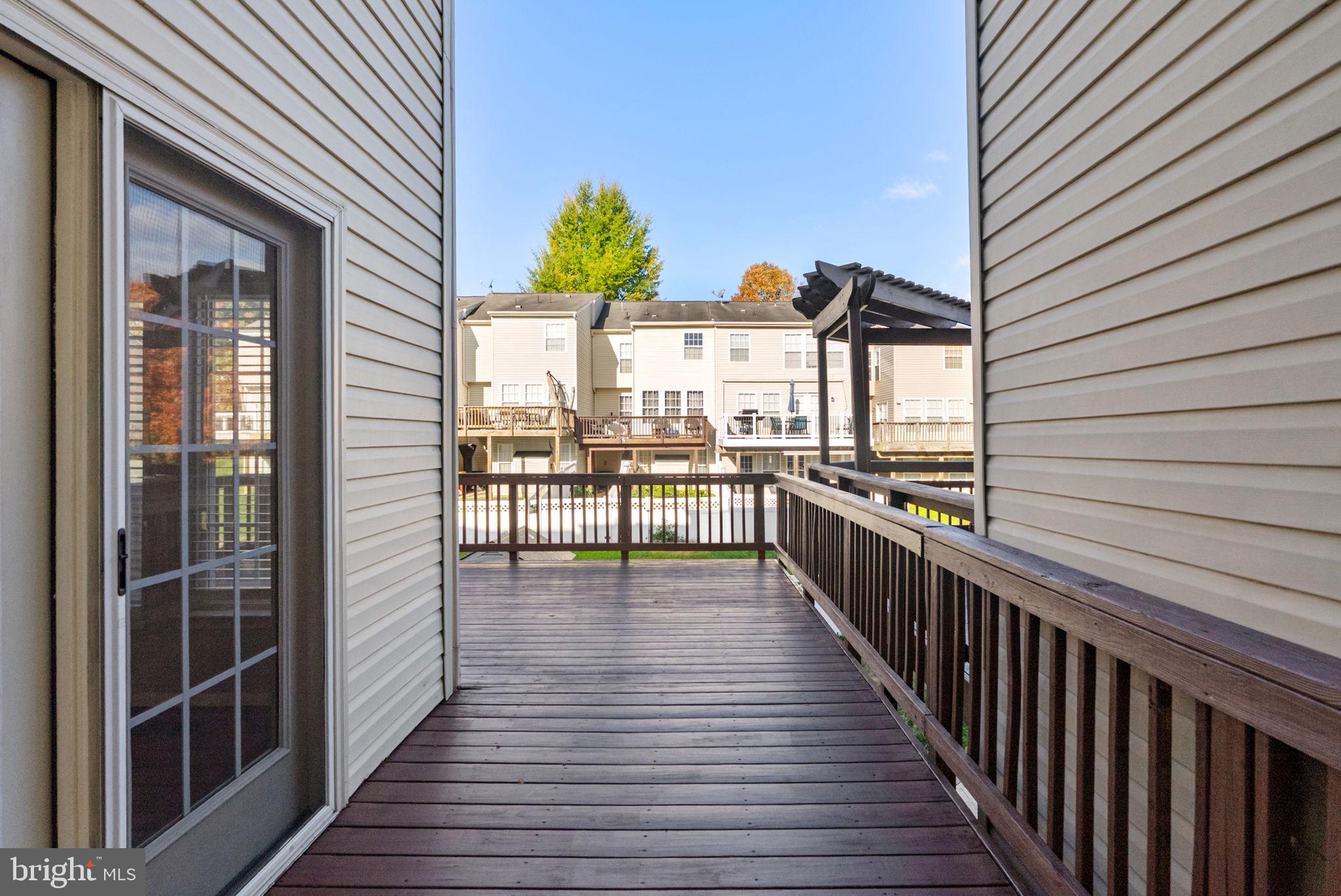 LAKELAND PLACE - Residential