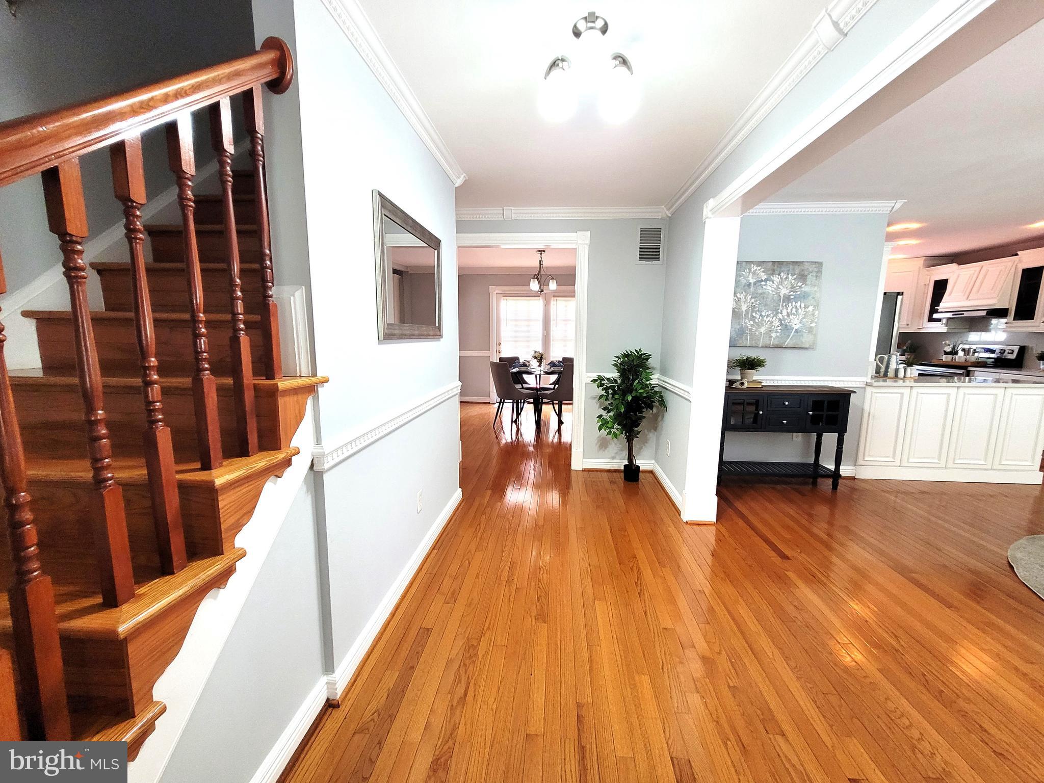 3911 SHELLEY LANE