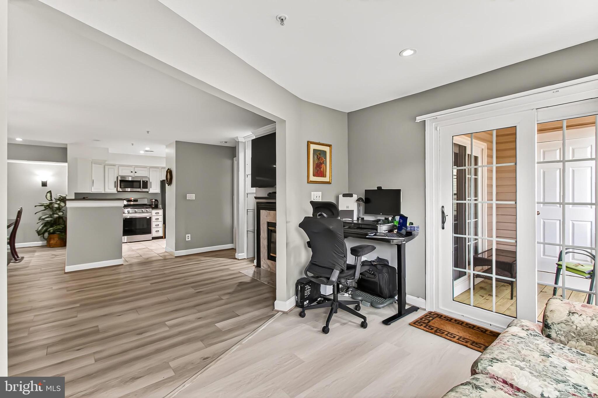 FAIRFIELD HOUSE - Residential