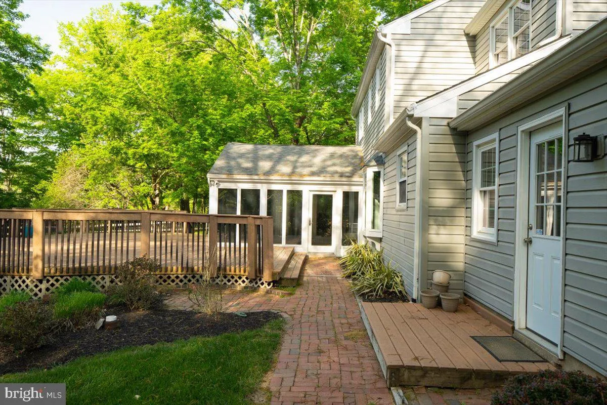 Washington Crossing, Pennsylvania 18977, United States, 4 Bedrooms Bedrooms, ,3 BathroomsBathrooms,Residential,Contingent,132588