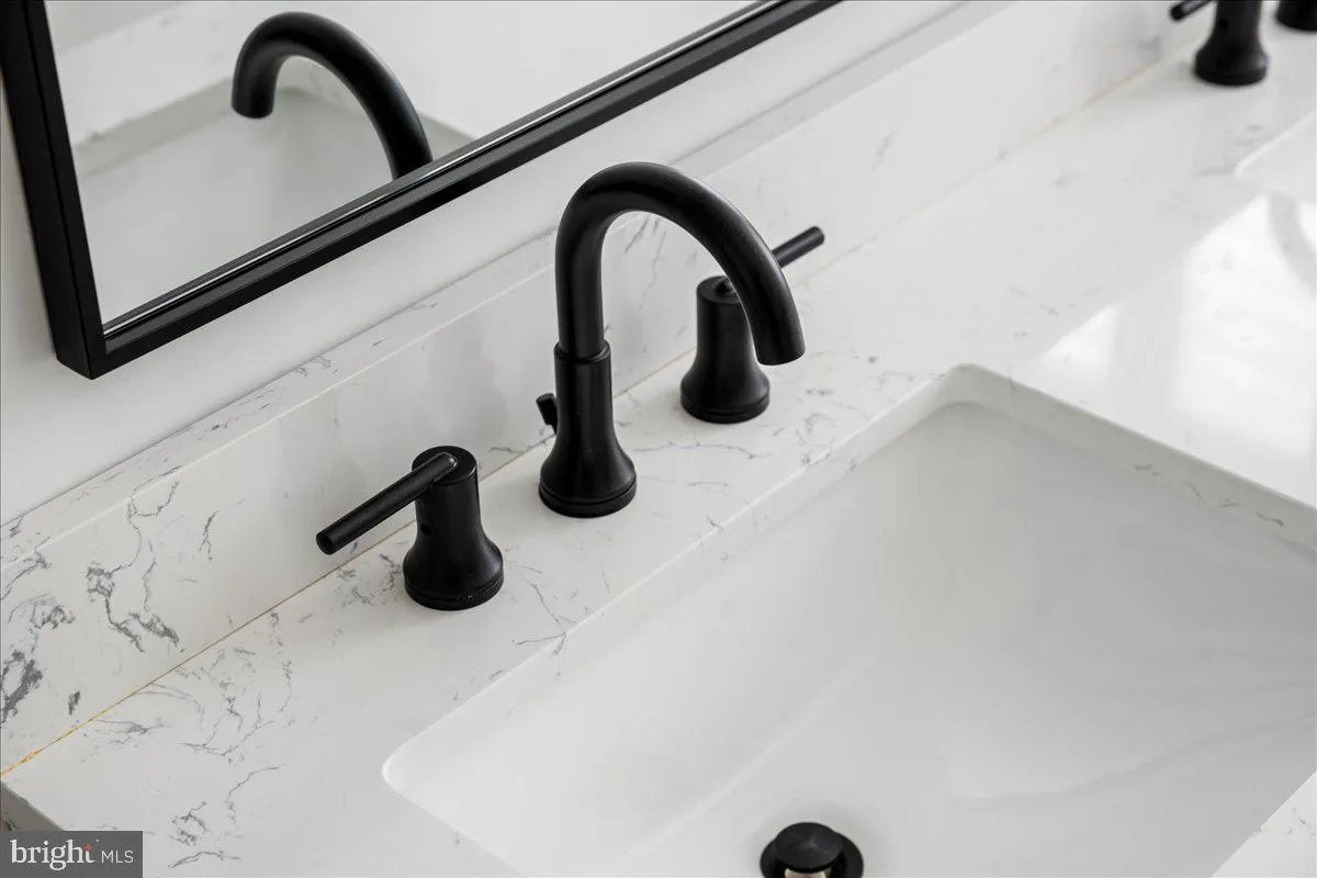 Washington Crossing, Pennsylvania 18977, United States, 4 Bedrooms Bedrooms, ,3 BathroomsBathrooms,Residential,Contingent,132588