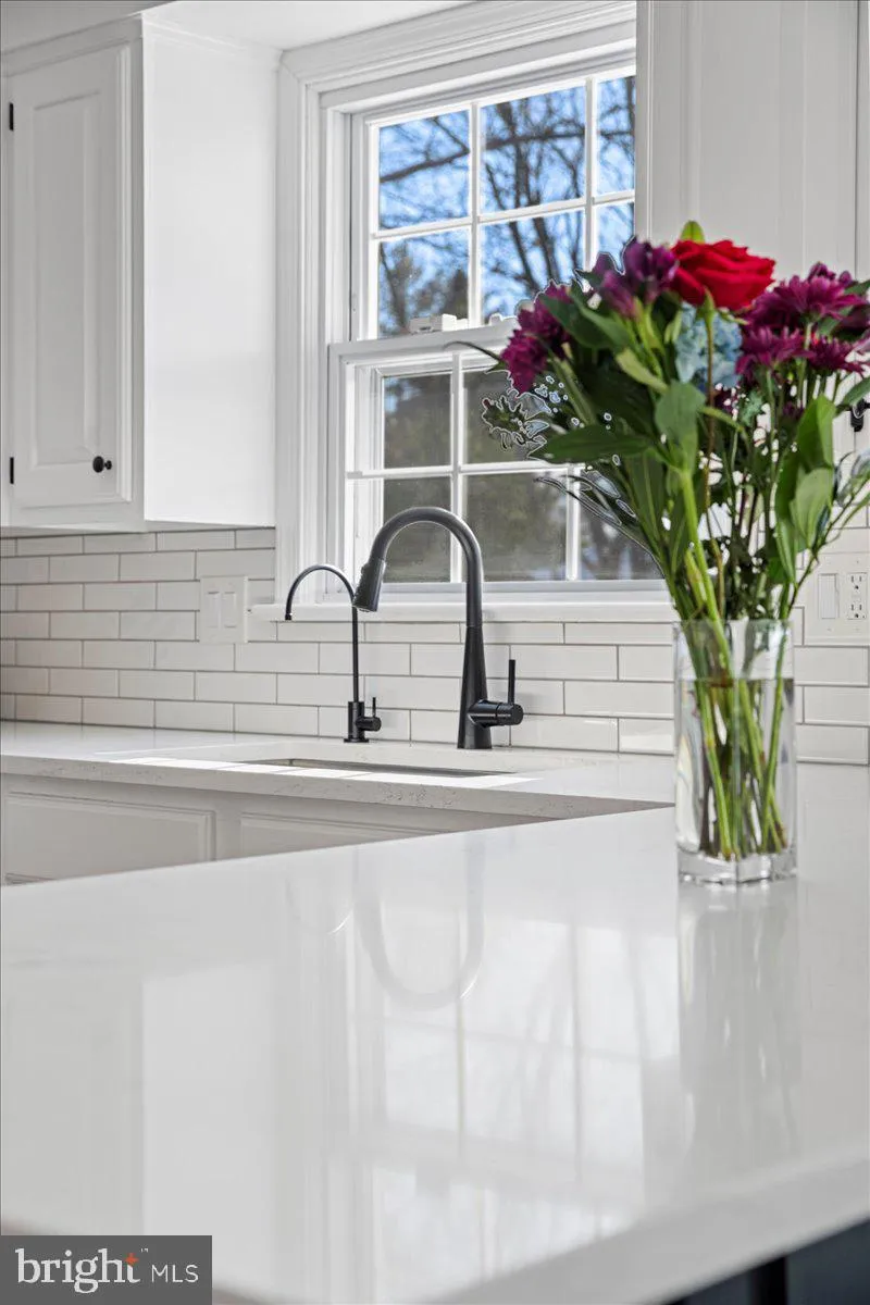 Washington Crossing, Pennsylvania 18977, United States, 4 Bedrooms Bedrooms, ,3 BathroomsBathrooms,Residential,Contingent,132588