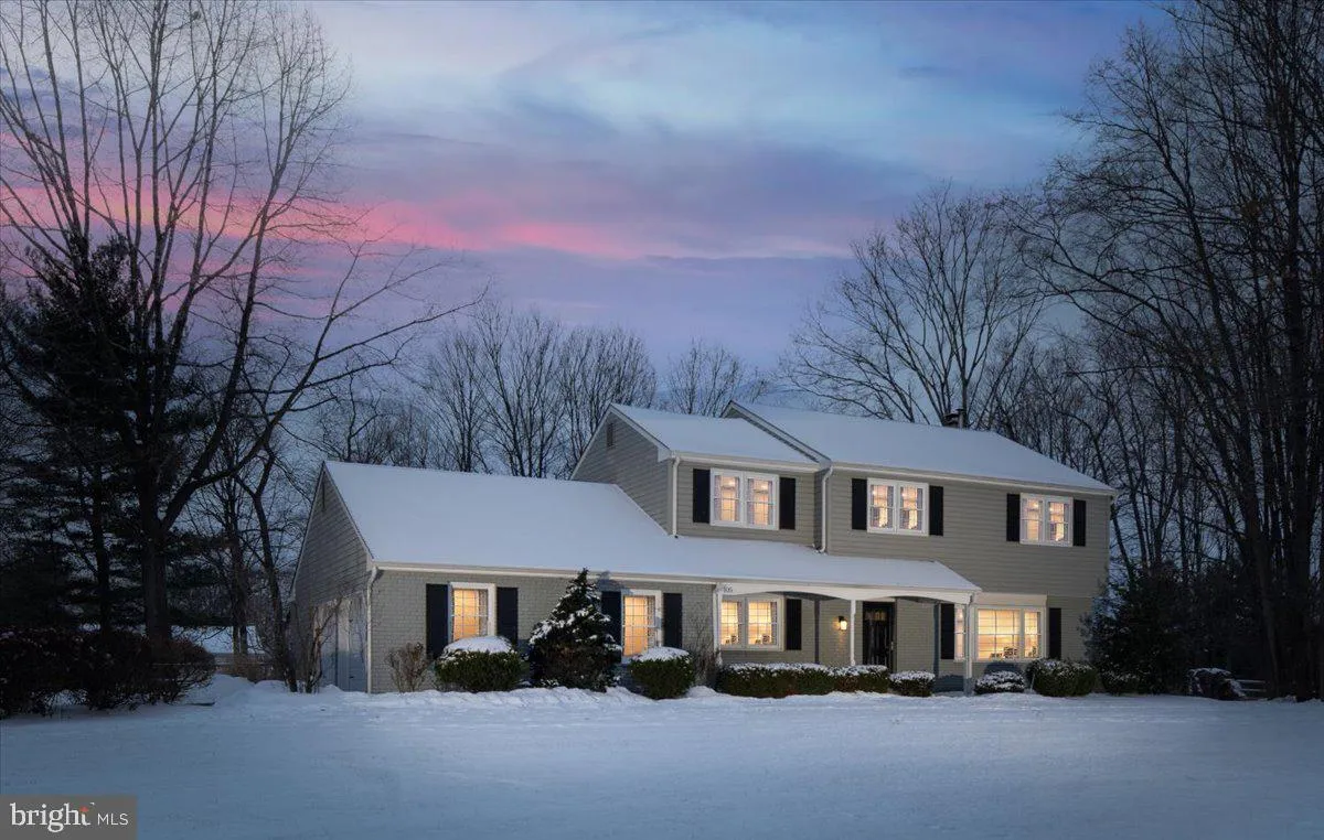 Washington Crossing, Pennsylvania 18977, United States, 4 Bedrooms Bedrooms, ,3 BathroomsBathrooms,Residential,Contingent,132588