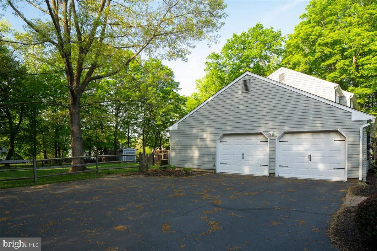 Washington Crossing, Pennsylvania 18977, United States, 4 Bedrooms Bedrooms, ,3 BathroomsBathrooms,Residential,Contingent,132588