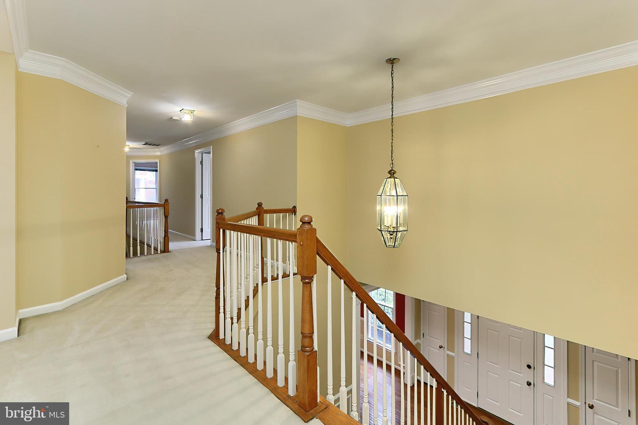 OAKTON WOODS - Residential