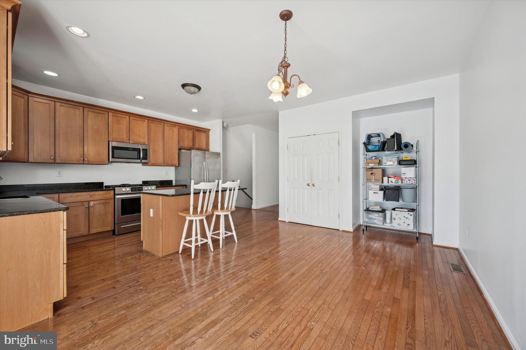 NORRISTOWN - Residential