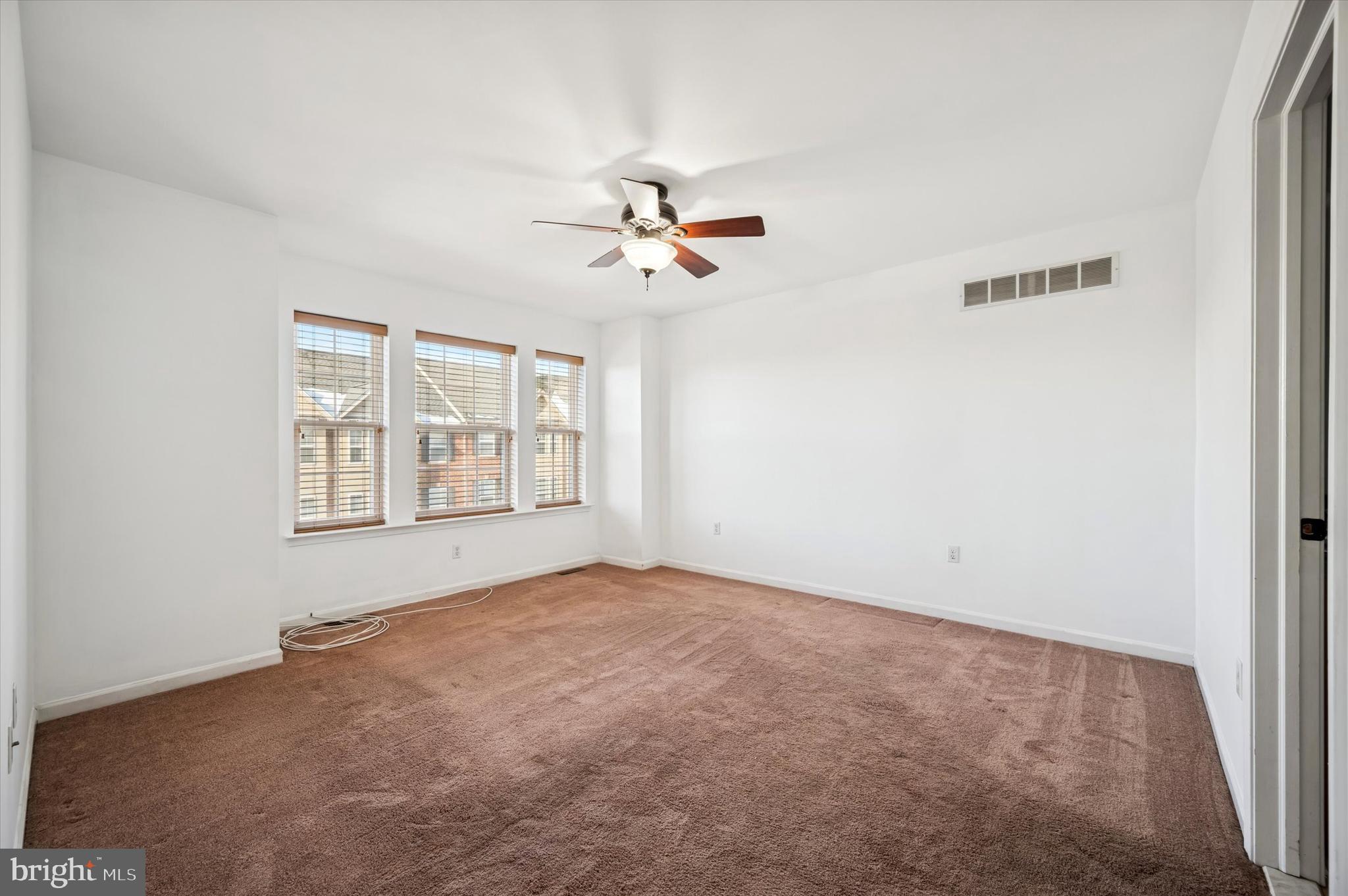 NORRISTOWN - Residential