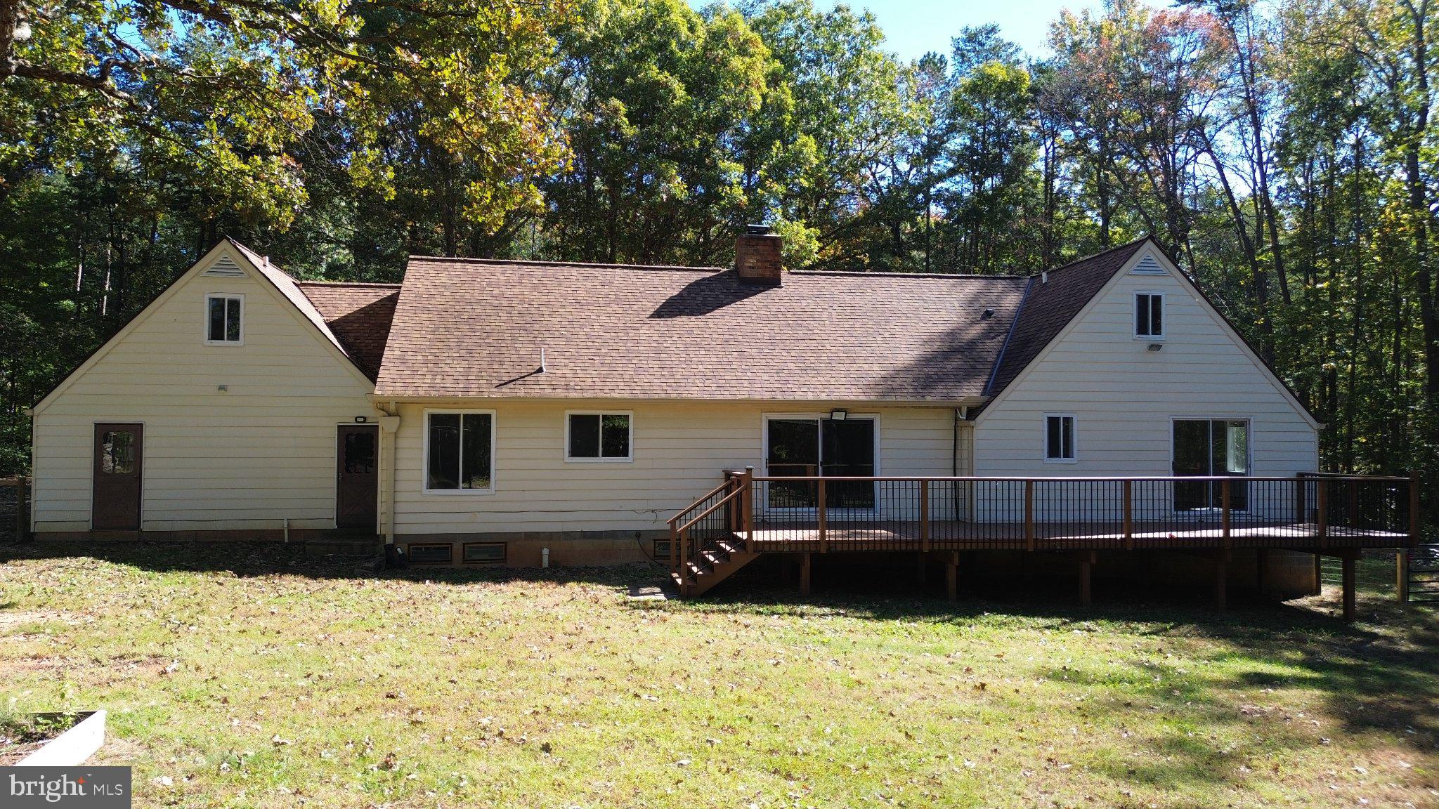 405 WALNUT SHADE ROAD
