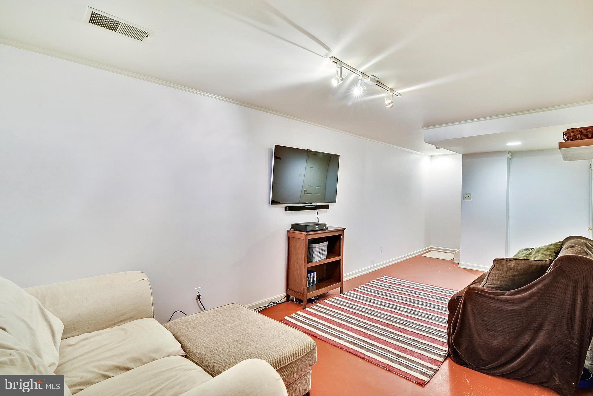 ARMFIELD FARMS - Residential