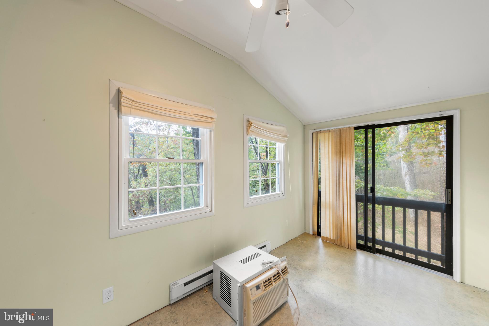 THE WOODS RESORT - Residential